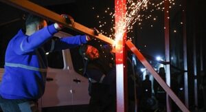 Buca Belediyesi’nden Hazine Arazisinde Kaçak Yapıya Gece Operasyonu