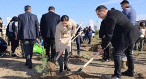 Fidanlar Toprakla Buluştu