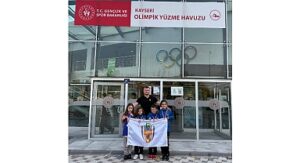 İnegöl Belediyesi Sporcularından Yüzmede Türkiye Dereceleri