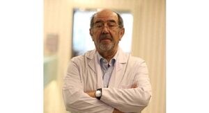 Alzheimer hastalarına yaklaşımda empati ve sabır önemli!