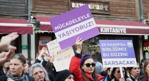 Bursa’da Binlerce Kadın Şiddetsiz Bir Yaşam, Adalet ve Eşitlik İçin Yürüdü