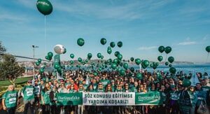 Darüşşafakalı İnci Naz Sönmez, Kardeşleri İçin Zirveye Koştu