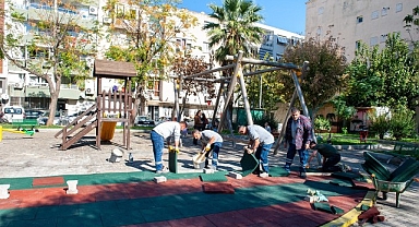 Karşıyaka’nın parkları tek tek yenileniyor