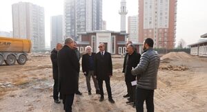 Başkan Pekyatırmacı Yapımı Devam Eden Yazır Mahalle Külliyesi’nde İncelemelerde Bulundu