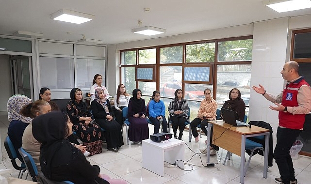 Konak’ta afet farkındalık eğitimleri devam ediyor